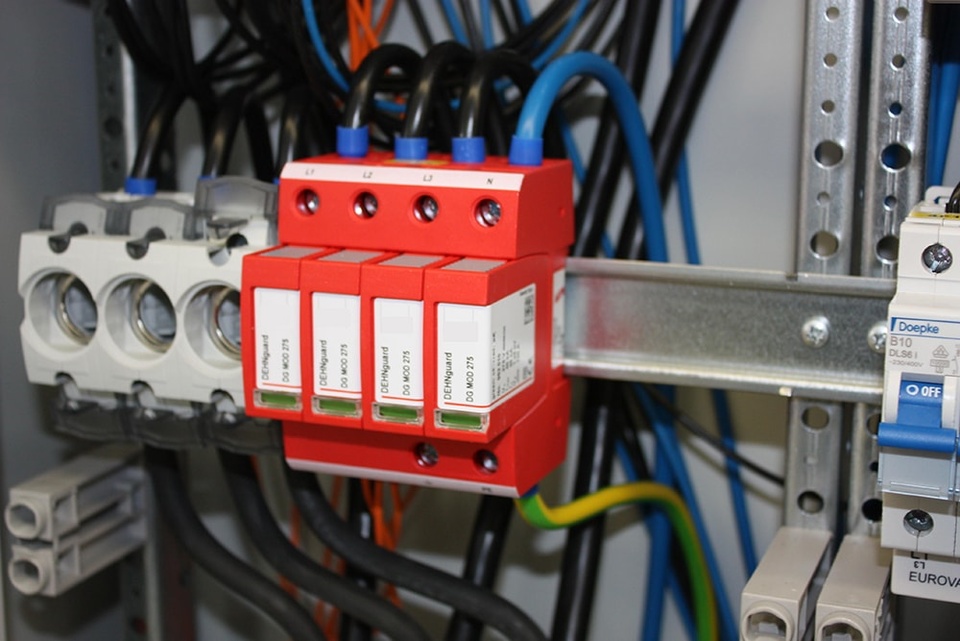 U berspannungsschutz bei Elektro Langguth e. K. in Itzgrund